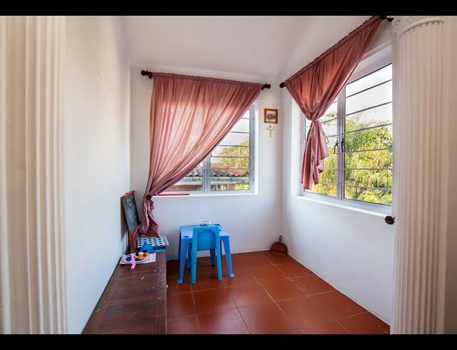 3 BEDROOM TOWNHOUSE FOR SALE IN MORNINGSIDE